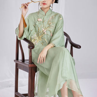 Buddha Gift 100% Mulberry Silk 6 Momme Dress Vintage Flower Butterfly Embroidery Qipao Dress Women's Cheongsam Dress