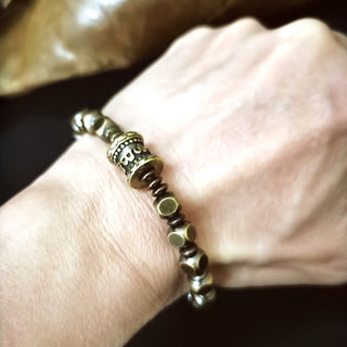 Buddha Gift Tibetan Om Mani Padme Hum Carved Copper Brass Amulet Focus Bracelet
