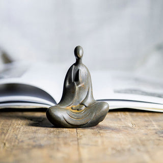 Buddha Gift Tibetan Buddha Iron Powder Rust Cast Resin Statue Desk Decoration