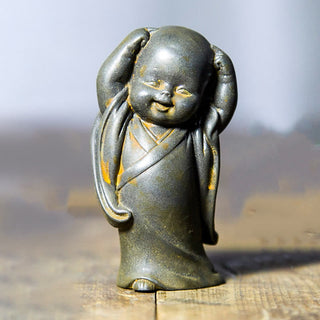 Buddha Gift Small Meditating Monk Iron Powder Rust Cast Resin Statue Desk Decoration