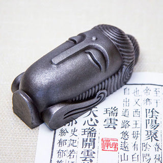 Buddha Gift Closed Eyes Meditating Buddha Iron Powder Rust Cast Resin Statue Home Decoration