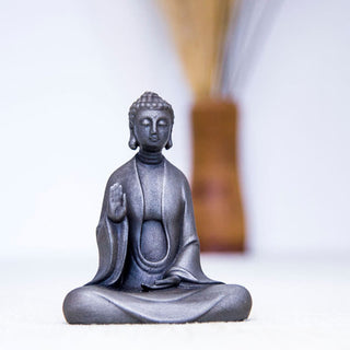 Buddha Gift Handmade Meditation Sakyamuni Buddha Iron Powder Rust Cast Resin Statue Decoration