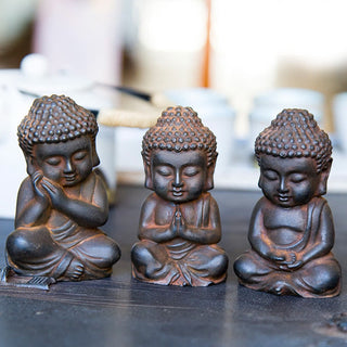 Buddha Gift Handmade Small Sakyamuni Buddha Iron Powder Rust Cast Resin Statue Decoration