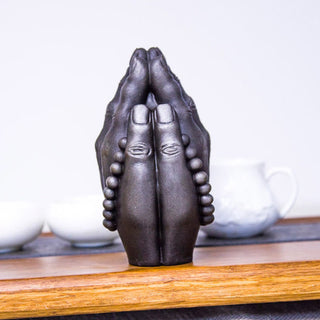 Buddha Gift Handmade Buddha Hand Namaste Iron Powder Rust Cast Resin Statue Decoration