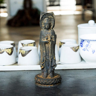 Buddha Gift Three-sided Kwan Yin Avalokitesvara Iron Powder Rust Cast Resin Statue Wealth Desk Decoration