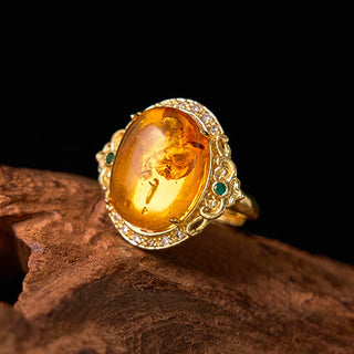 Buddha Gift Amber Flower Pigeon Egg Pattern Focus Ring