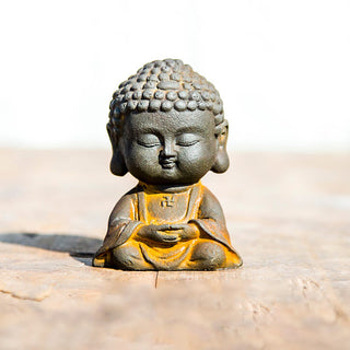 Buddha Gift Small Meditating Buddha Iron Powder Rust Cast Resin Statue Home Decoration