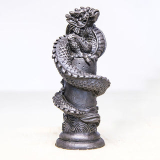 Buddha Gift Handmade Flying Dragon Around The Pillar Iron Powder Rust Cast Resin Statue Home Decoration