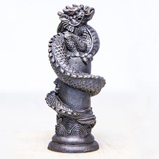 Buddha Gift Handmade Flying Dragon Around The Pillar Iron Powder Rust Cast Resin Statue Home Decoration