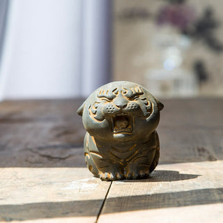 Buddha Gift Mini Cute Tiger Iron Powder Rust Cast Resin Statue Home Decoration