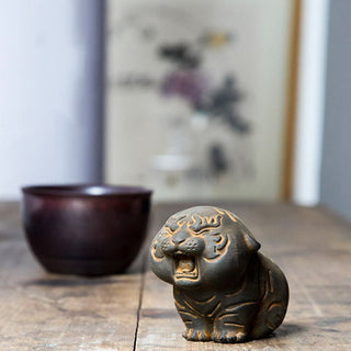 Buddha Gift Mini Cute Tiger Iron Powder Rust Cast Resin Statue Home Decoration