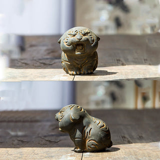 Buddha Gift Mini Cute Tiger Iron Powder Rust Cast Resin Statue Home Decoration