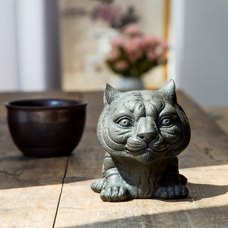 Buddha Gift Handmade Small Lovely Tiger Iron Powder Rust Cast Resin Statue Home Decoration