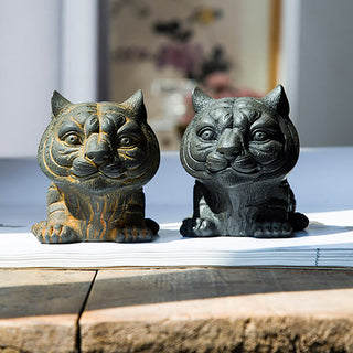 Buddha Gift Handmade Small Lovely Tiger Iron Powder Rust Cast Resin Statue Home Decoration