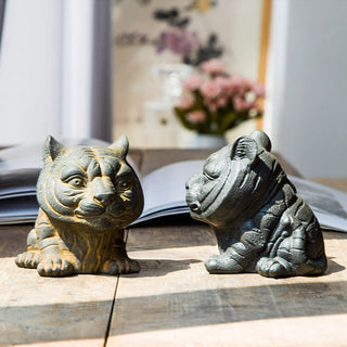 Buddha Gift Handmade Small Lovely Tiger Iron Powder Rust Cast Resin Statue Home Decoration