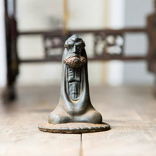 Buddha Gift Handmade Bodhidharma Iron Powder Rust Cast Resin Statue Home Decoration