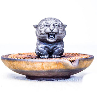 Buddha Gift Handmade Mini Roaring Tiger Iron Powder Rust Cast Resin Statue Home Decoration