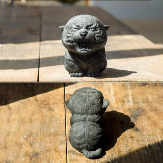 Buddha Gift Handmade Mini Roaring Tiger Iron Powder Rust Cast Resin Statue Home Decoration
