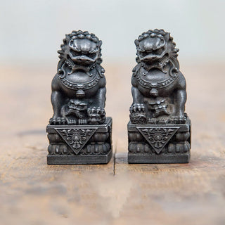 Buddha Gift Handmade Lion Fu Foo Dogs Iron Powder Rust Cast Resin Statue Ward Off Evil Protection Home Decoration
