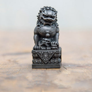Buddha Gift Handmade Lion Fu Foo Dogs Iron Powder Rust Cast Resin Statue Ward Off Evil Protection Home Decoration