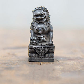 Buddha Gift Handmade Lion Fu Foo Dogs Iron Powder Rust Cast Resin Statue Ward Off Evil Protection Home Decoration