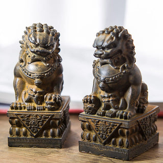 Buddha Gift Handmade Lion Fu Foo Dogs Iron Powder Rust Cast Resin Statue Ward Off Evil Protection Home Decoration