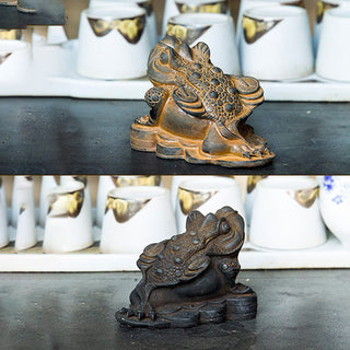 Buddha Gift Handmade Feng Shui Frog Toad Copper Coins Iron Powder Rust Cast Resin Statue Home Decoration