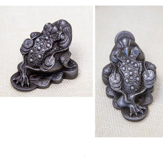 Buddha Gift Handmade Feng Shui Frog Toad Copper Coins Iron Powder Rust Cast Resin Statue Home Decoration
