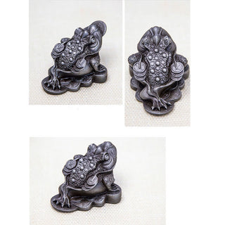 Buddha Gift Handmade Feng Shui Frog Toad Copper Coins Iron Powder Rust Cast Resin Statue Home Decoration
