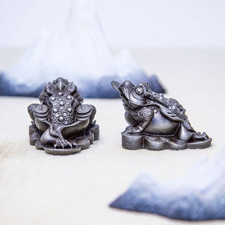 Buddha Gift Handmade Feng Shui Frog Toad Copper Coins Iron Powder Rust Cast Resin Statue Home Decoration