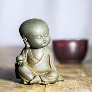 Buddha Gift Handmade Ksitigarbha Kwan Yin Guanyin Avalokitesvara Tathagata Iron Powder Rust Cast Resin Statue Home Decoration