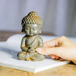 Buddha Gift Handmade Ksitigarbha Kwan Yin Guanyin Avalokitesvara Tathagata Iron Powder Rust Cast Resin Statue Home Decoration