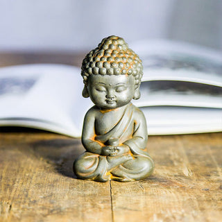 Buddha Gift Handmade Ksitigarbha Kwan Yin Guanyin Avalokitesvara Tathagata Iron Powder Rust Cast Resin Statue Home Decoration