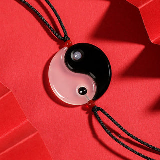 Buddha Gift Black Onyx White Agate Yin Yang Tai Chi Diagram Fortune Couple Necklace Pendant