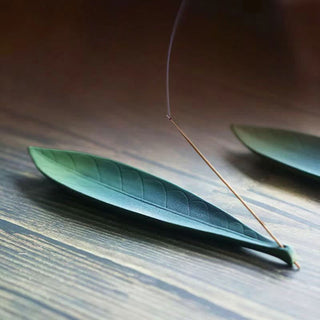 Buddha Gift Willow Leaf Healing Ceramic Stick Incense Burner Decoration