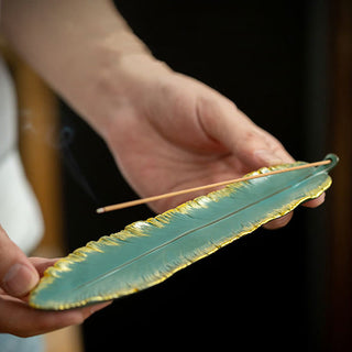 Buddha Gift Green Feather Gold Edge Healing Ceramic Incense Burner Decoration