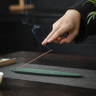 Buddha Gift Green Bamboo Leaf Healing Ceramic Incense Burner Decoration