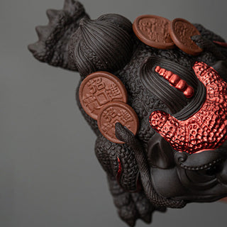 Buddha Gift Feng Shui Frog Toad Copper Coins Ceramic Purple Clay Wealth Home Tea Pet Figurine Decoration