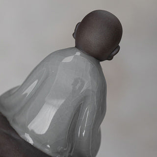 Buddha Gift Little Zen Monk Hat Strainer Ceramic Tea Accessories Figurine Home Decoration