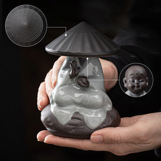 Buddha Gift Little Zen Monk Hat Strainer Ceramic Tea Accessories Figurine Home Decoration