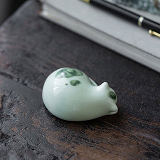 Buddha Gift Mini Lucky Cute Spotted Standing Cat Sleeping Kitten Ceramic Figurine Decoration