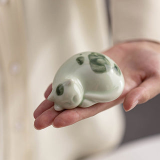 Buddha Gift Mini Lucky Cute Spotted Standing Cat Sleeping Kitten Ceramic Figurine Decoration