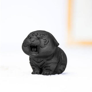 Buddha Gift Mini Cute Tiger Iron Powder Rust Cast Resin Statue Home Decoration