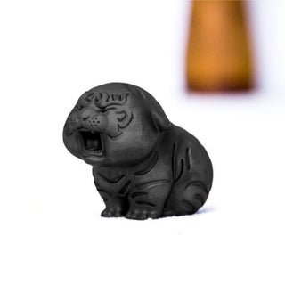 Buddha Gift Mini Cute Tiger Iron Powder Rust Cast Resin Statue Home Decoration