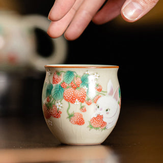 Buddha Gift Small Strawberry Rabbit Teacup Kung Fu Tea Cup 90ml With Gift Box