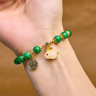 Buddha Gift Green Calcite Lovely Rabbit Charm Clarity Bracelet