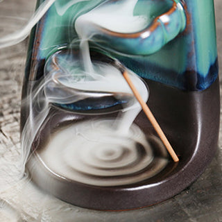 Buddha Gift Lovers Couple Embrace Love Ceramic Backflow Smoke Fountain Healing Incense Burner Decoration