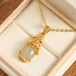 Buddha Gift White Jade PiXiu Wealth Luck Chain Necklace Pendant
