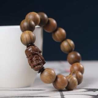 Buddha Gift Green Sandalwood Pixiu Attract Wealth Bracelet