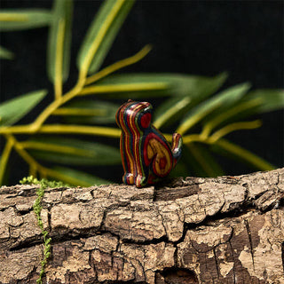 Buddha Gift 2Pcs Mini Rainbow Eucalyptus Sitting Cat Carved Reduce Stress Decoration